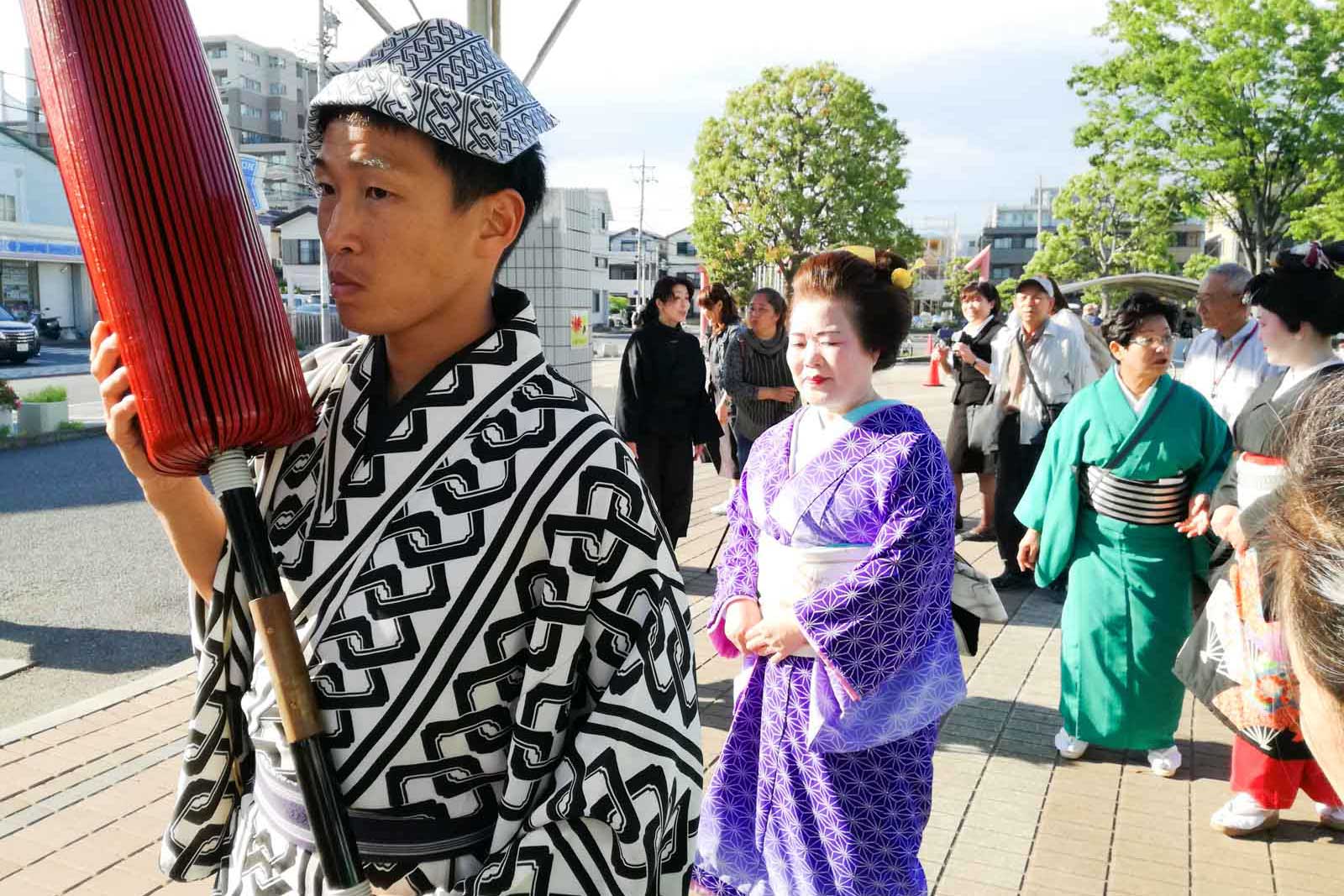 傘持ち？