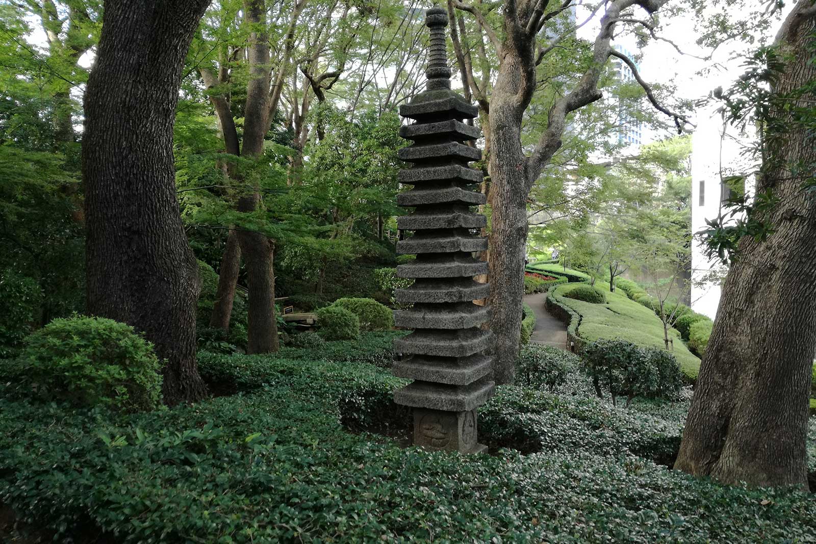 灯篭 五重の塔