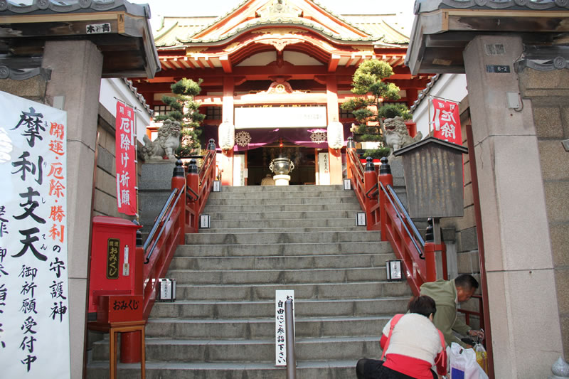 東京御徒町 摩利支天 徳大寺入口