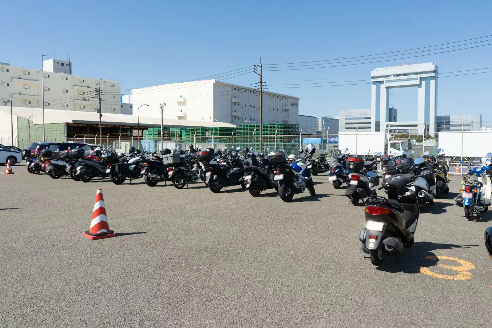 川崎みなと祭りで用意されていたバイク駐車場